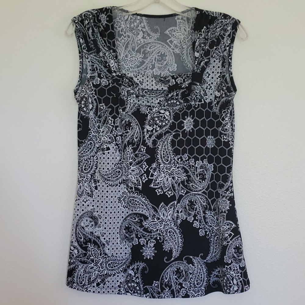 Unbranded Black & White Paisley Sleeveless Top S
